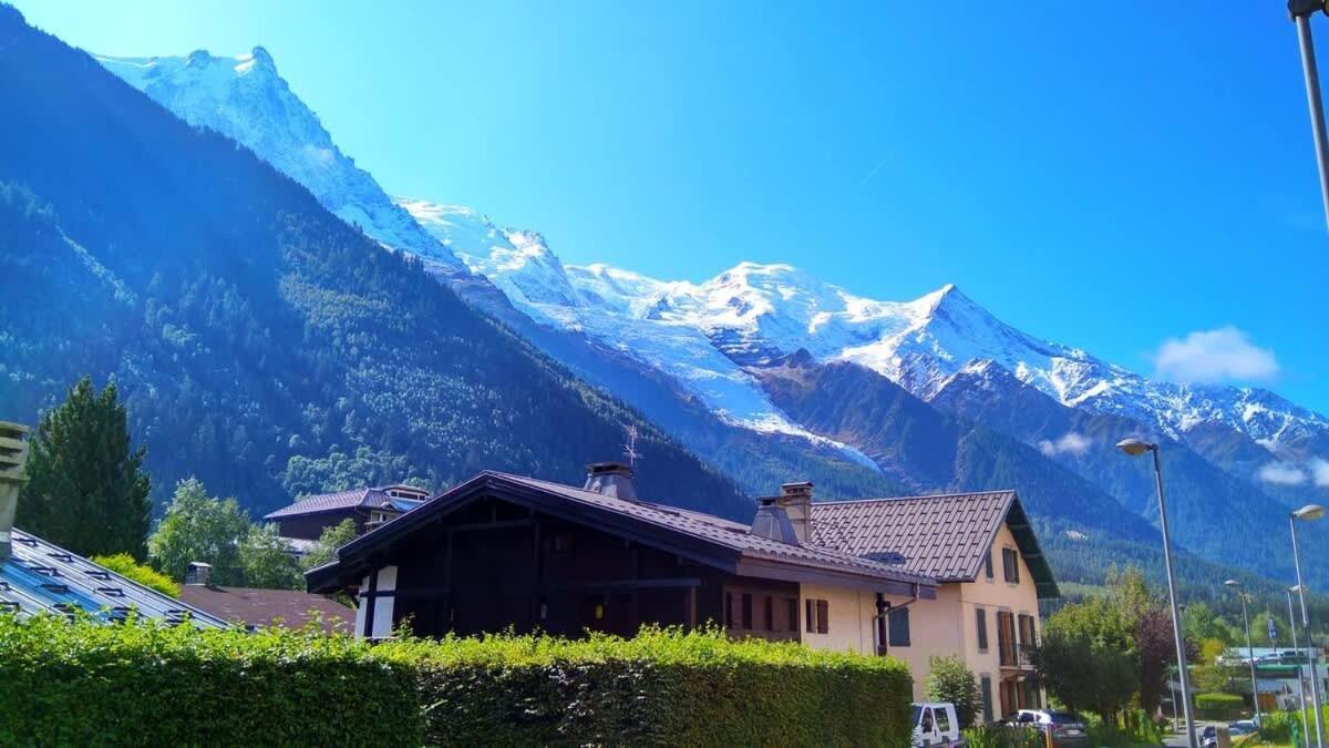 Chalet Racar Pour 4 Personnes, Centre Ville Et Vue Sur La Montagne Chamonix Luaran gambar